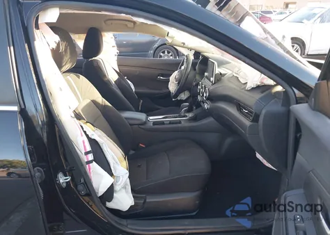 2022 Nissan Sentra Sv Xtronic Cvt z USA, uszkodzony, nr VIN 3N1AB8CV4NY243038